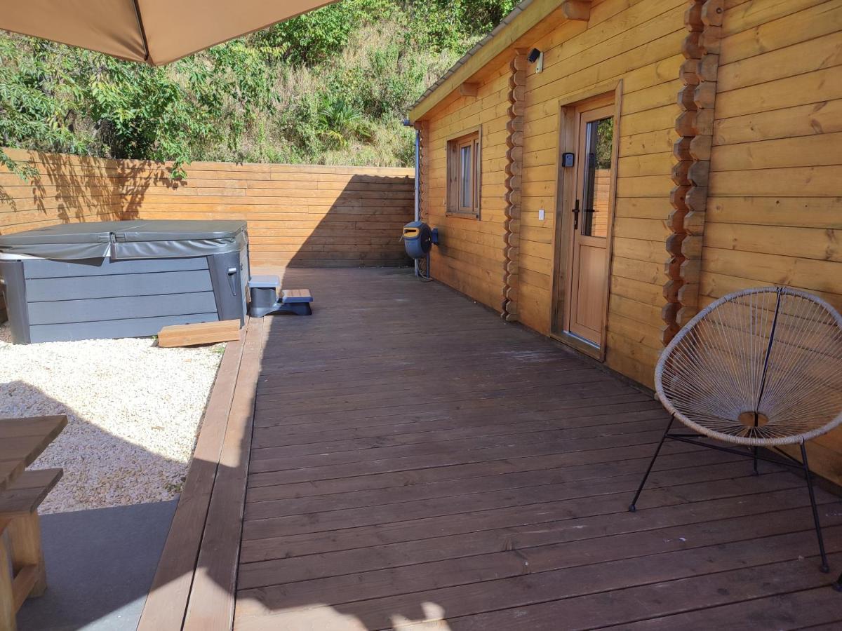Le Chalet jacuzzi et Détente 4 Étoiles Bagnères-de-Bigorre Exterior foto